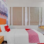 Super Oyo Capital O 3905 Graha 100 Guest House Syariah