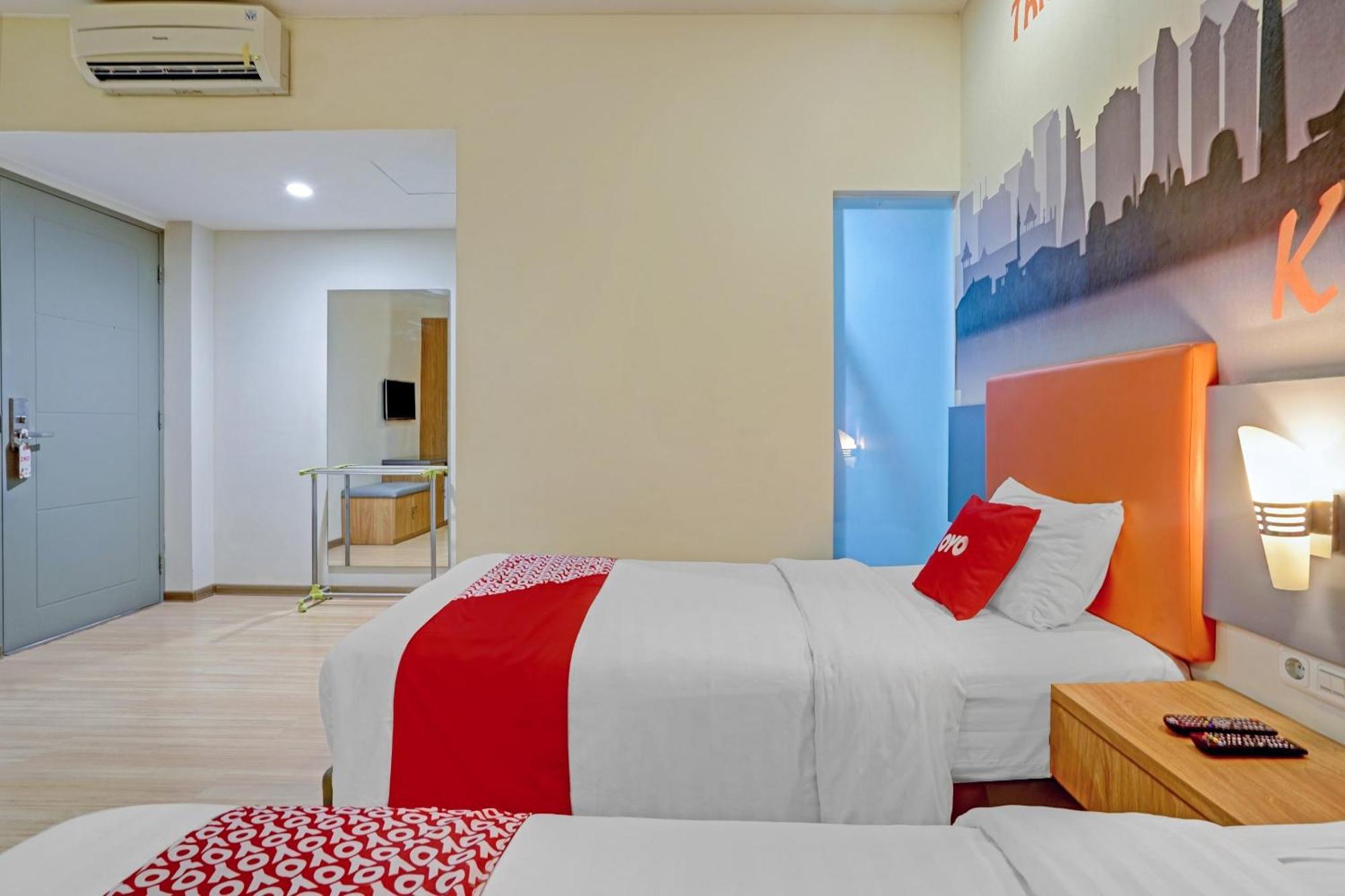 Super Oyo Capital O 3905 Graha 100 Syariah Hotel